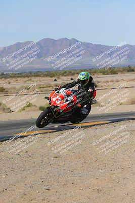 media/Dec-10-2023-SoCal Trackdays (Sun) [[0ce70f5433]]/Turn 9 Inside Set 1 (1115am)/